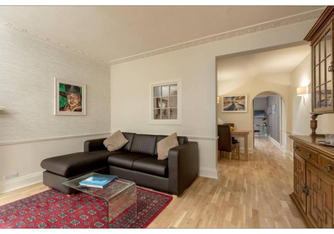 Joivy Boutique Apt With Patio In New Town Edinburgh Exterior photo